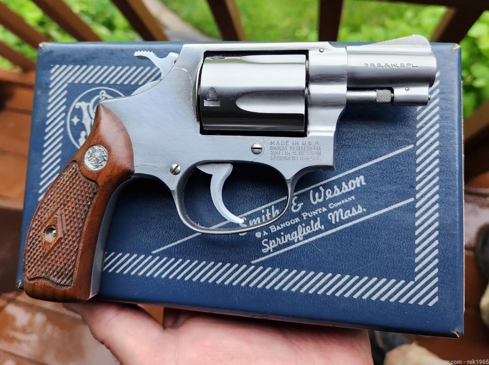 Smith & Wesson Model 60-img-1