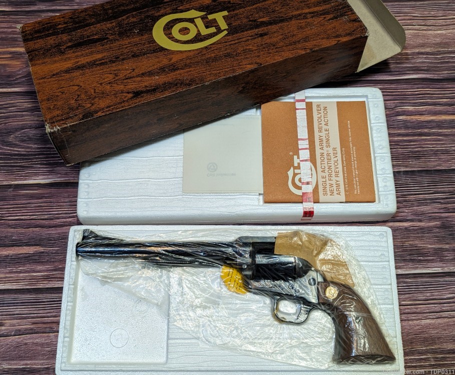 NEW IN BOX Colt SAA Third Generation .44 Spl Revolver UNFIRED PENNY START-img-0