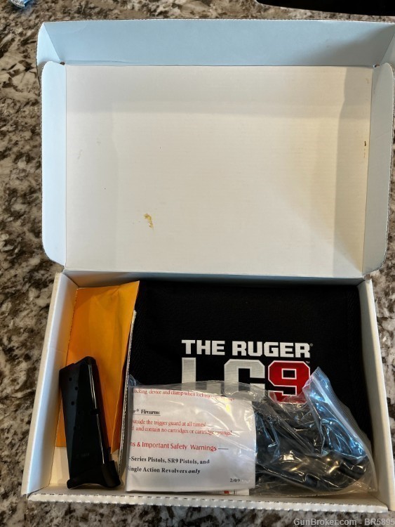 Ruger LC9 9mm LNIB-img-1