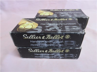 45 ACP AMMO Sellier&Bellot 230 gr 14.9 g FMJ 45 AUTO 200 ROUNDS.