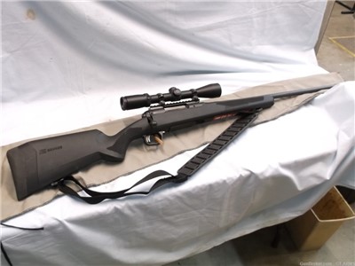 SAVAGE 110, RIFLE 6.5 CREEDMOOR, SYNTHETIC STOCK, RECOIL PAD,SLING, SCOPE +