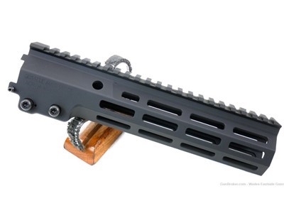 GEISSELE AUTOMATICS 9.3" SUPER MODULAR RAIL MK16 M-LOK BLACK 05-651