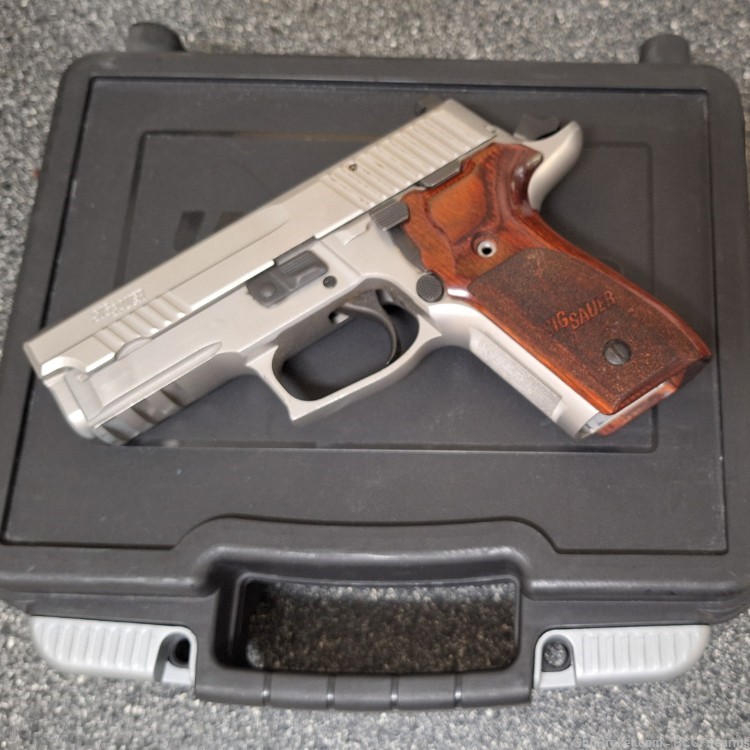 Like New! Sig Sauer P229 Elite 3.9'' Stainless-img-2