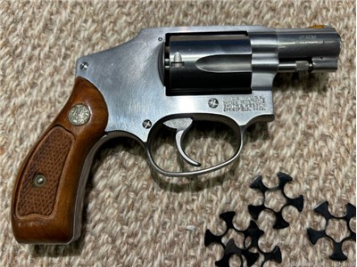 Smith & Wesson Model 940 9mm Revolver