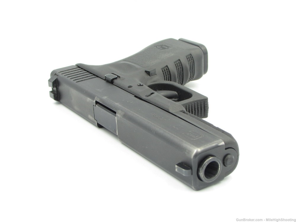 Police Trade-In: Glock G22 Gen3 4.5" .40 S&W with Trijicon Night sights-img-12