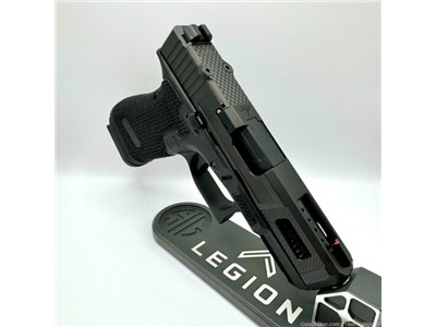 Glock 19 Gen 5 (Black Phoenix Customs) PORTED !! NEW