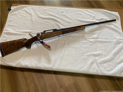 Winchester Model 70, Pre-64 Custom: Caliber .264 Win Mag