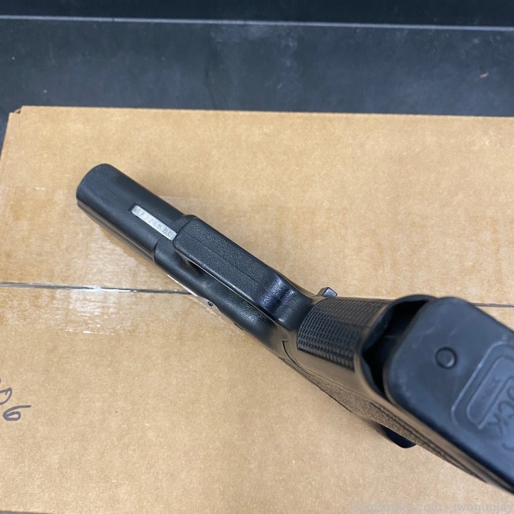 Nice-Used-Glock 17 Gen 2 G2 9mm ! MPDC Washington DC Metro Police Gun ! 006-img-2