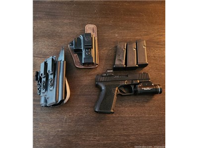 Custom Glock 19 with Holosun 407C, Streamlight TLR-1 HL, 3 mags, 2 holsters