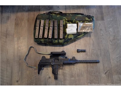 IMI Isreali Uzi Model A 9mm Action Arms import preban w/7 mags & aimpoint