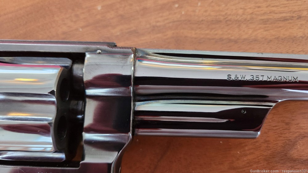 ABSOLUTELY STUNNING 1975 SMITH AND WESSON MODEL 27 - 2 .357 MAGNUM 6IN-img-9