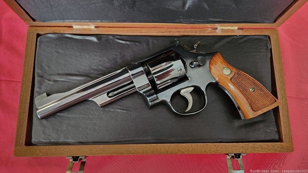 ABSOLUTELY STUNNING 1975 SMITH AND WESSON MODEL 27 - 2 .357 MAGNUM 6IN-img-1