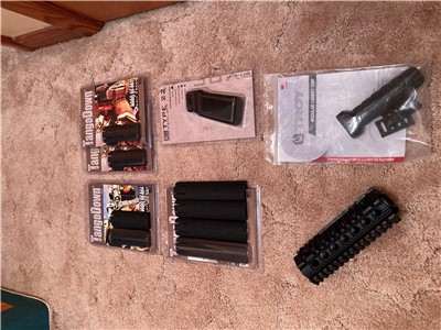 TROY CARBINE AR-15 furniture package
