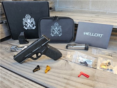 USED Springfield Armory Hellcat Pro OSP 9mm 15-RD/17-RD Mags & Extra Parts