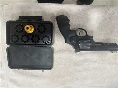 S&W Performance Center Model 327, TRR8 Competition Revolver with FO sight
