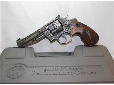 *FULLY ENGRAVED* Smith & Wesson S&W 627 Performance Center .357 Mag