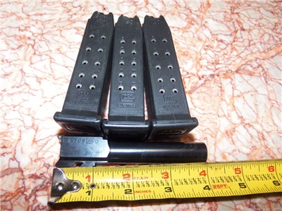 3 GLOCK  13 ROUND MAGS, AND ONE BARREL, SHORT 3.5"