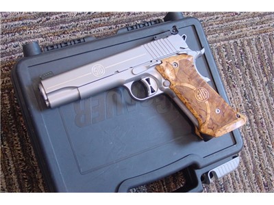 Sig Sauer 1911-45-S-STGT STS Super Target .45ACP pistol!!