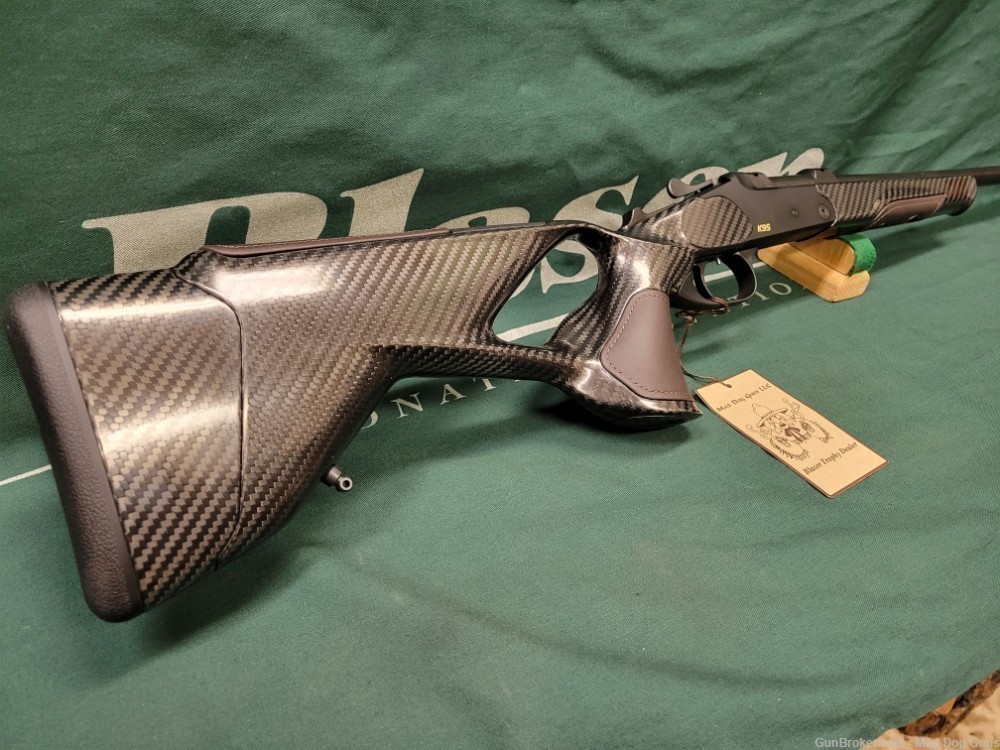 BLASER K95 ULTIMATE CARBON FIBER WITH ADJ CHEEKPIECE. ANY CALIBER, R. H.-img-2