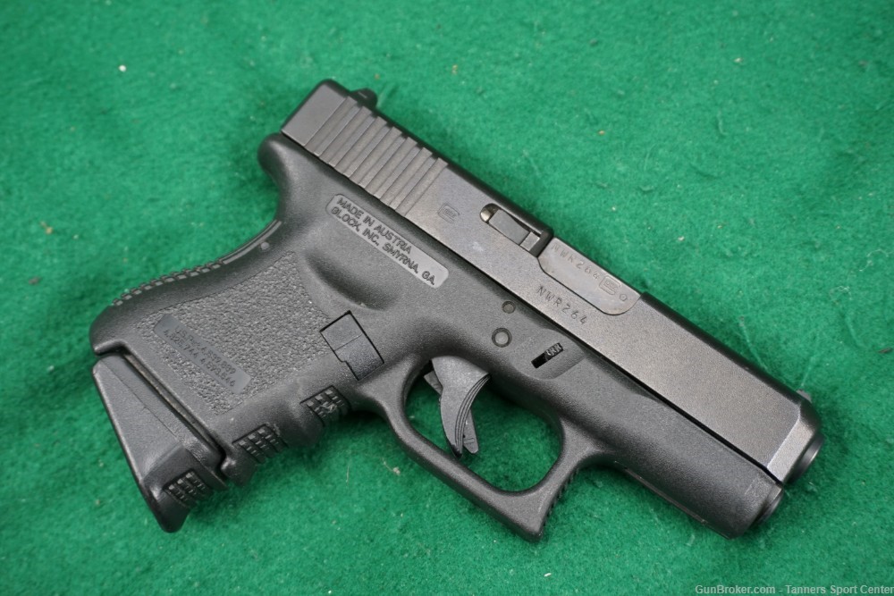Glock Model 27 Gen3 40S&W w/ Two Mags $.01 Start No Reserve-img-12