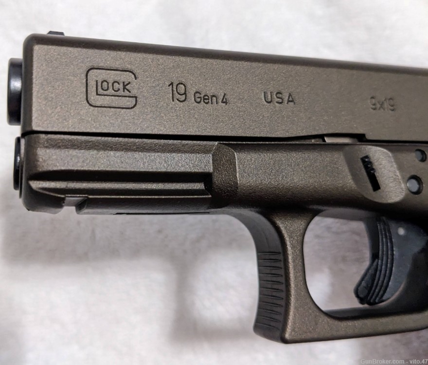 NIB Glock 19 Gen-4 9mm Factory Midnight Bronze Cerakote-img-4