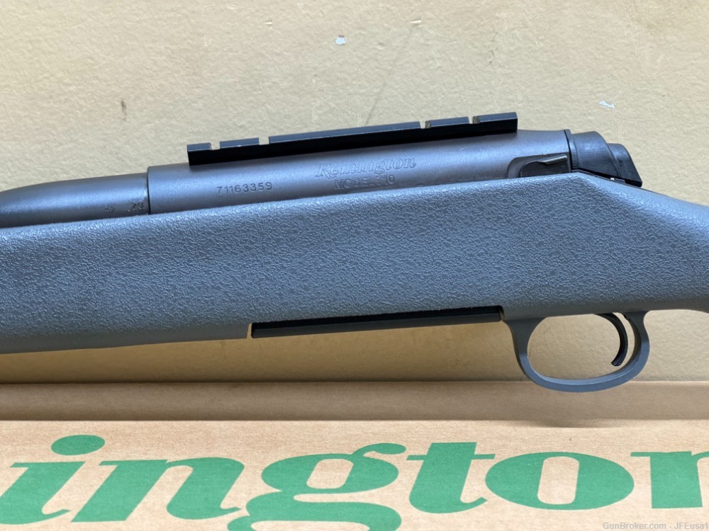 Remington Model 710 24" 7mm Rem. mag-img-3