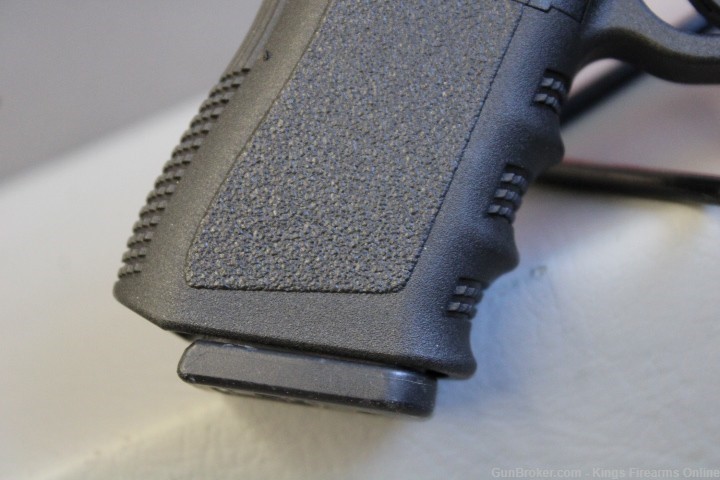 Glock 23 Gen3 .40 S&W Item P-186-img-11