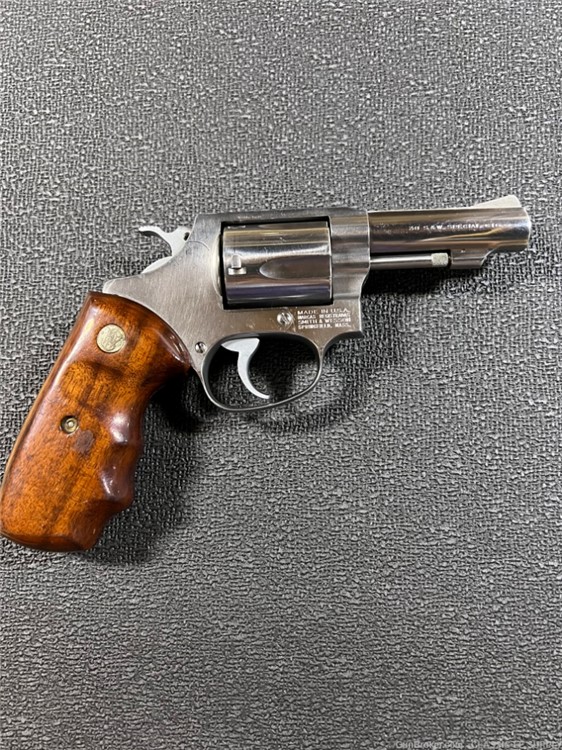 USED Smith & Wesson 60-3 38Spl Revolver 3in Barrel VERY NICE -img-4