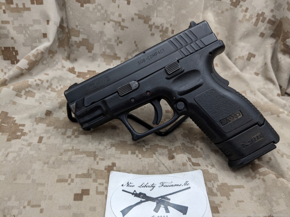 Springfield Armory XD-40 Subcompact .40S&W Pistol USED Good 1-12rd Mag-img-0