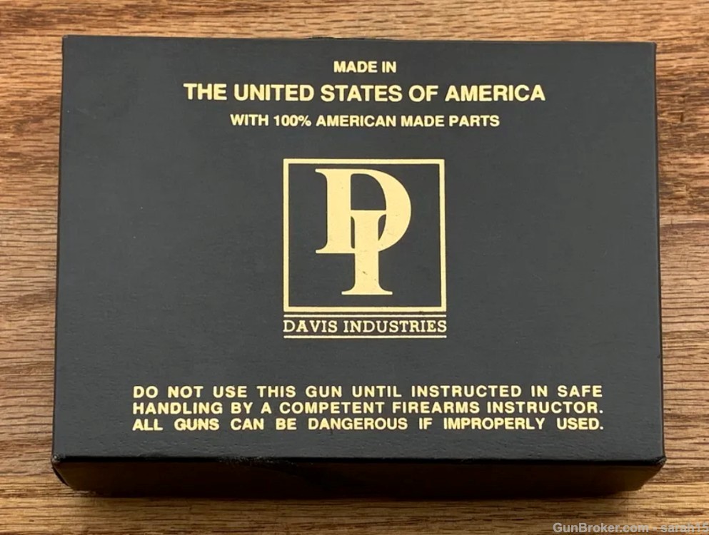 DAVIS INDUSTRIES 3" CHROME D-32 DERRINGER O/U ORIG BOX & PAPERS .32 AUTO-img-3