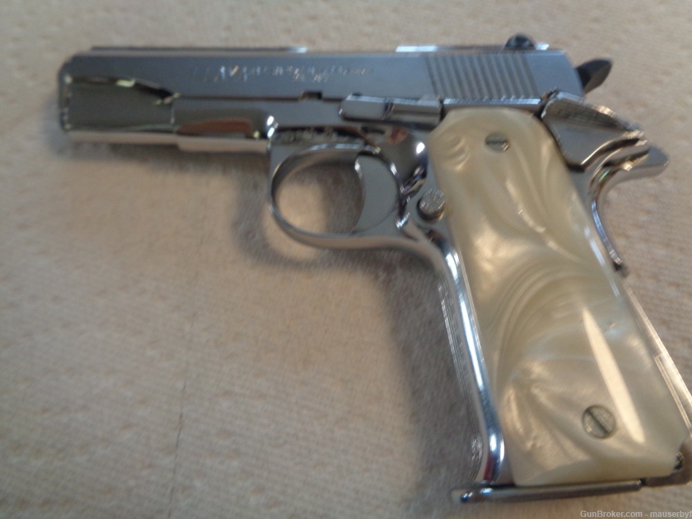 Llama lll-A 380 acp nickel plated mint condition in box-img-0
