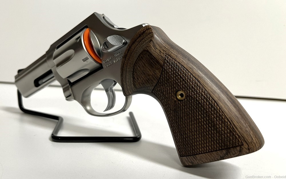 Taurus 856 Executive Grade, 38sp +P Revolver 6rd 3" Barrel Custom-img-16