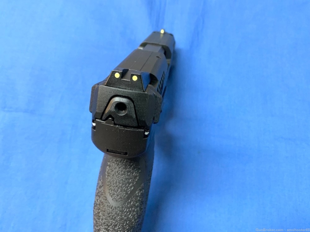 HK VP40 4.5” 40S&W Threaded Full Kit Heckler & Koch Used Clean -img-11