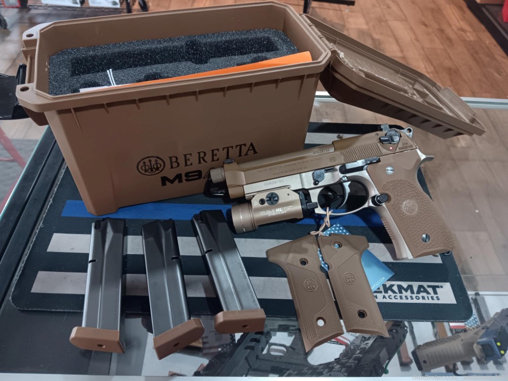 Beretta M9A3 9mm 5" Threaded Barrel Box 3 Mags 17 Rd W/TLR-1 Light-img-6