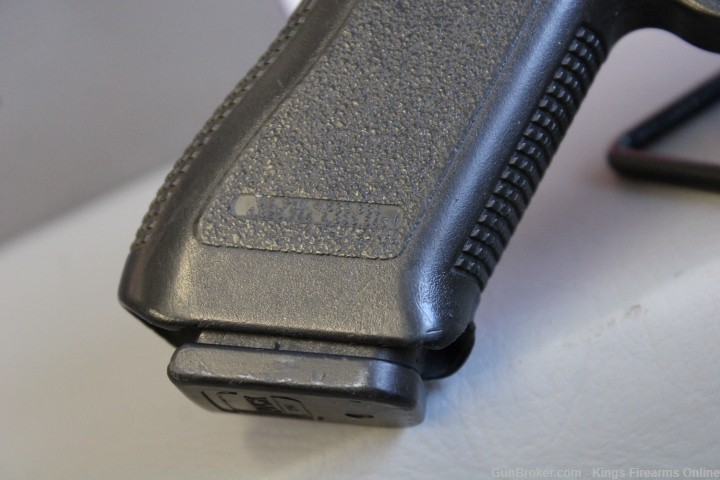 Glock 22 Gen2 .40S&W item P-60-img-11