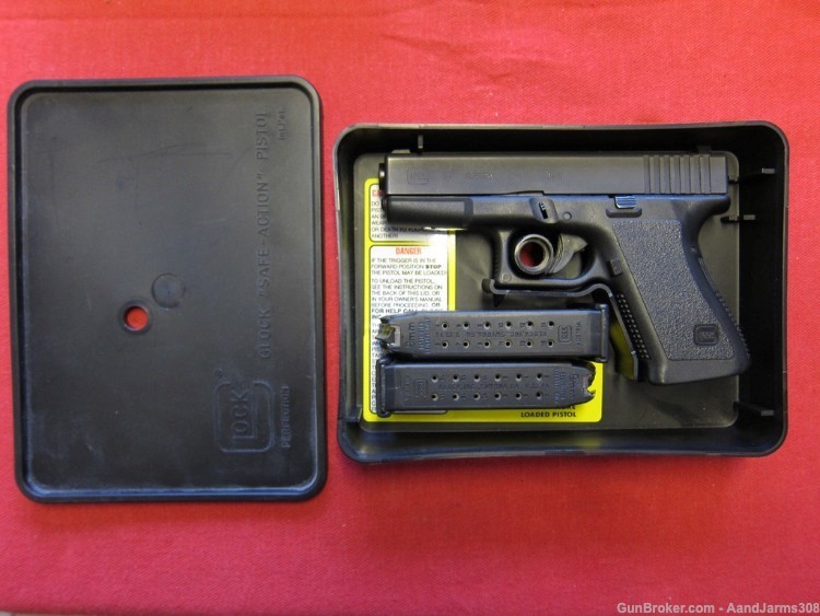 GLOCK 19 GEN 2 9MM TUPPERWARE BOX 2 "LE RESTRICTED STAMPED" 15RD MAGS-img-0