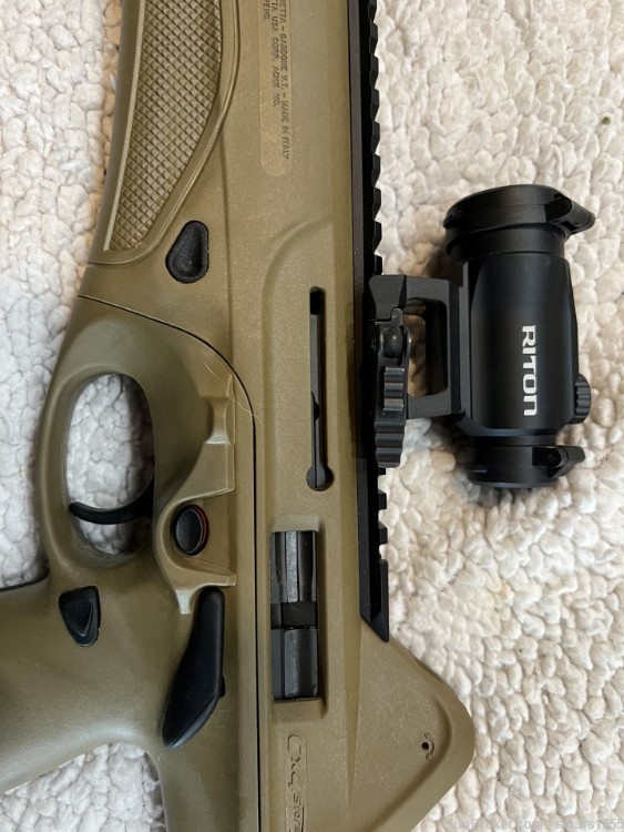 Beretta CX4 9mm Lots of extras -img-2