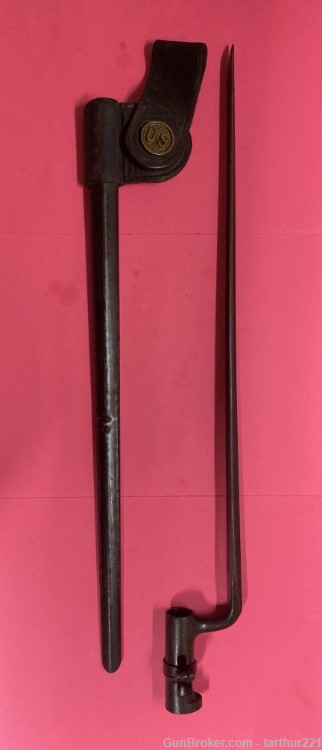 1865  Springfield  Bayonet  and  Scabbard -img-0