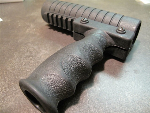 Fits Pardner Pump Forend With Vertical Grip And Picatinny Rail 12 Gauge 