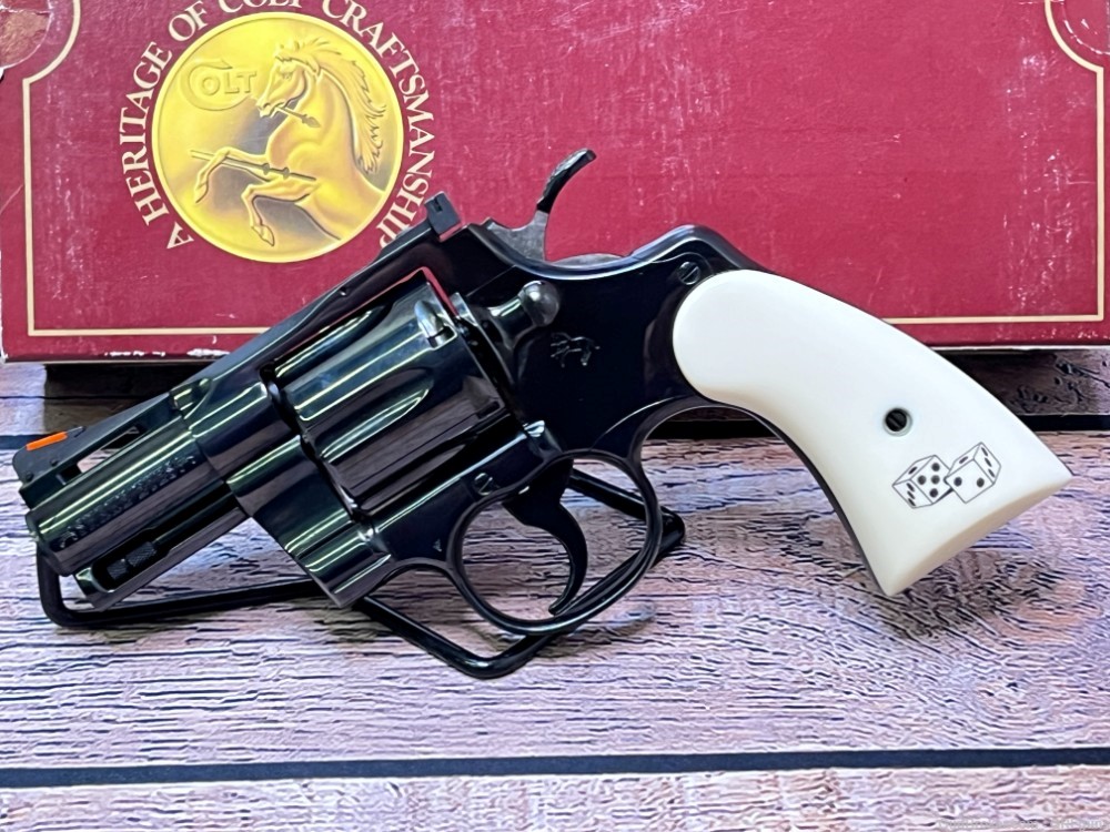 Colt Python Snake Eyes .357 Mag #410 of 500 1989 RARE SET & DISPLAY ...