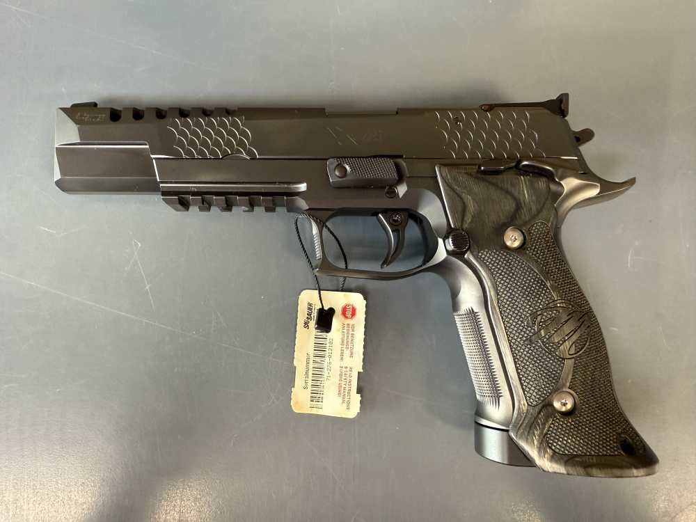 PSA9 旧枠 Natural Selection 30th edition Sig Sauer X-Six Club 30 Rare German Mastershop - Semi Auto