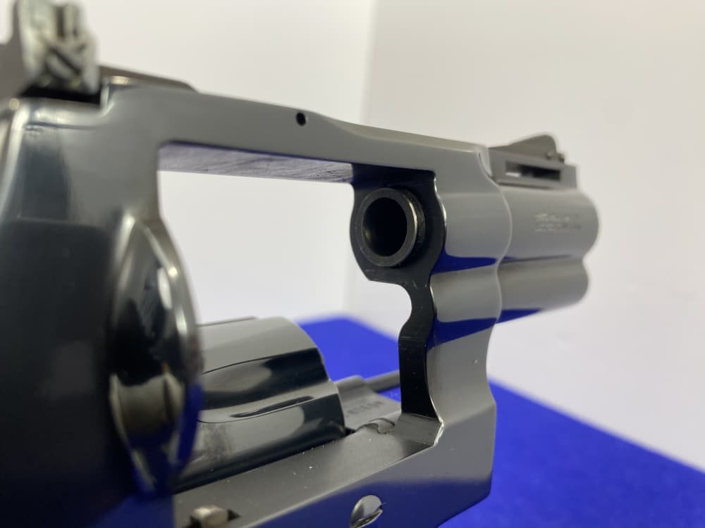 1976 Colt Python .357 -Royal Blue- 2.5" *RETAINED "CHAIRMAN'S COLLECTION"*-img-56
