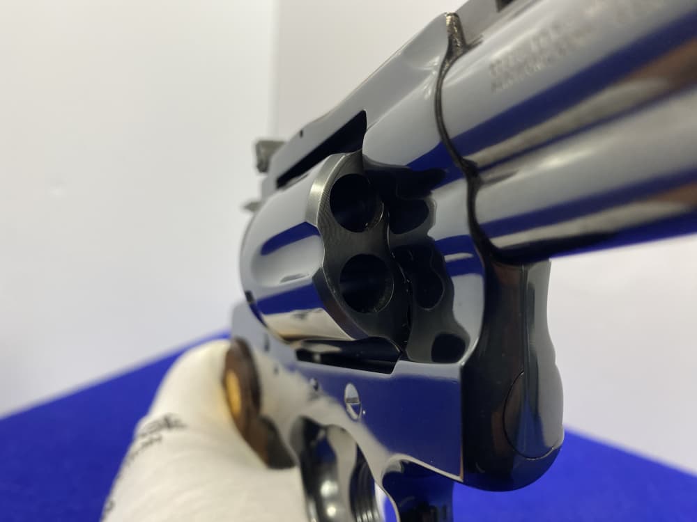 1976 Colt Python .357 -Royal Blue- 2.5" *RETAINED "CHAIRMAN'S COLLECTION"*-img-69