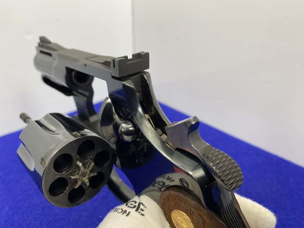 1976 Colt Python .357 -Royal Blue- 2.5" *RETAINED "CHAIRMAN'S COLLECTION"*-img-70