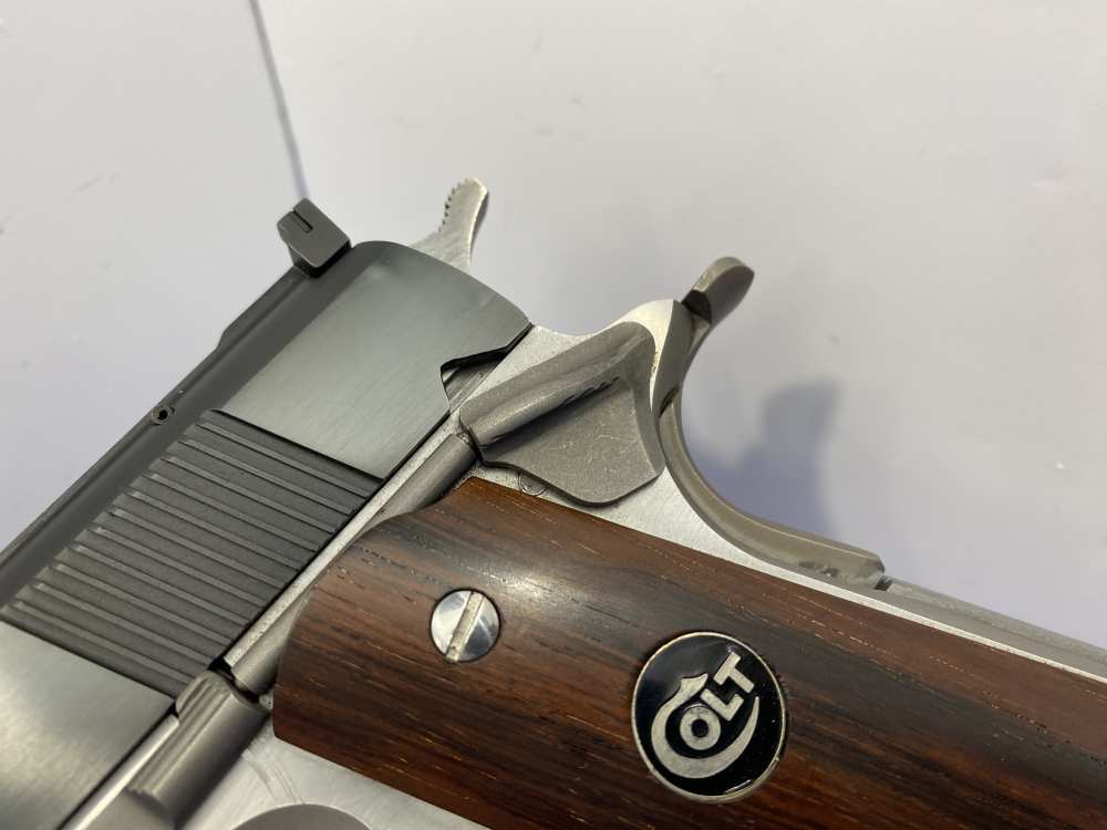 1991 Colt Gold Cup Elite 40 Two-Tone - EXTREMELY RARE - 1 of only 250-img-8