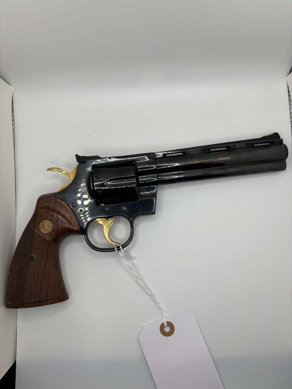 Colt Python | Unfired OG box | Gold Accents | 1980 | .357 - Revolvers ...
