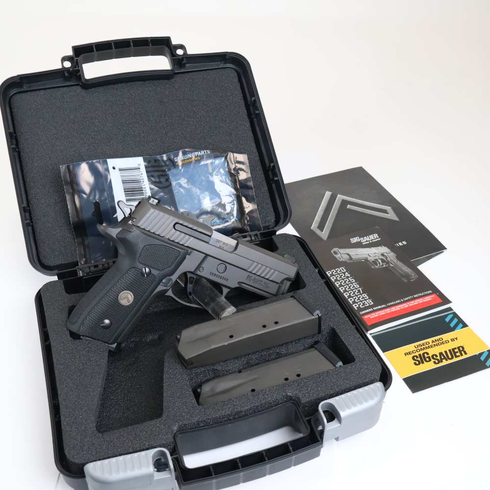 AKG P220, image size:1000x1000