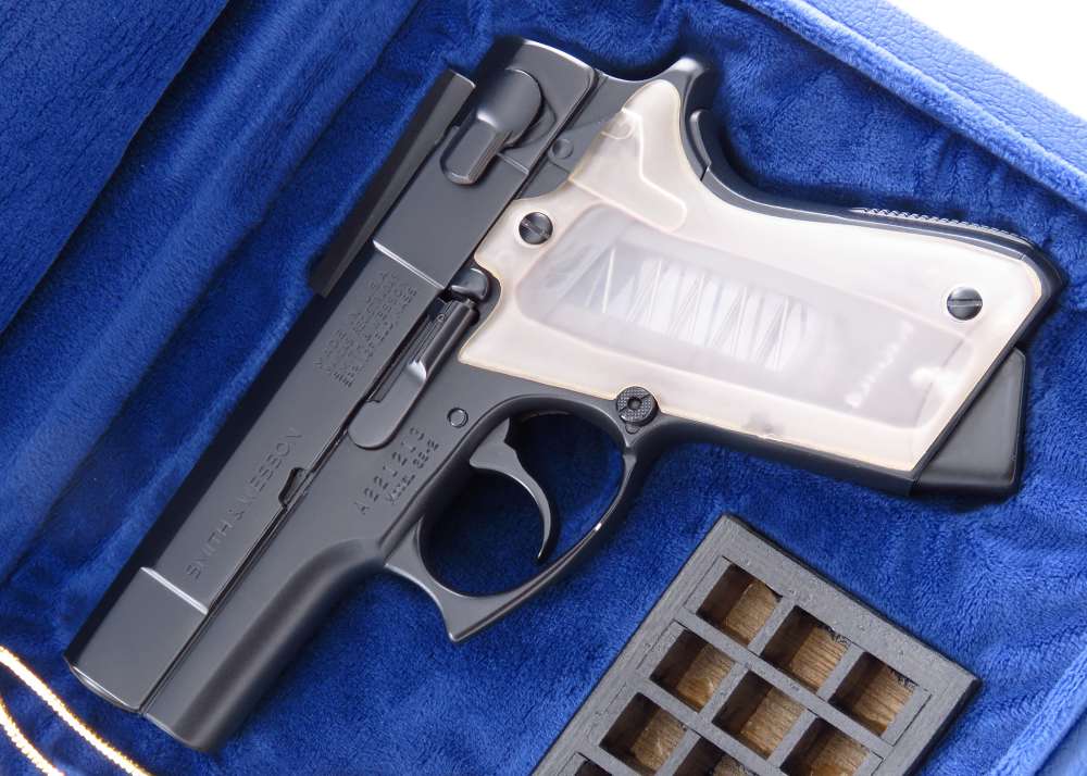 EXTREMELY RARE - New In Box S&W ASP Full House Cold War Famed Service 39-2 -img-61
