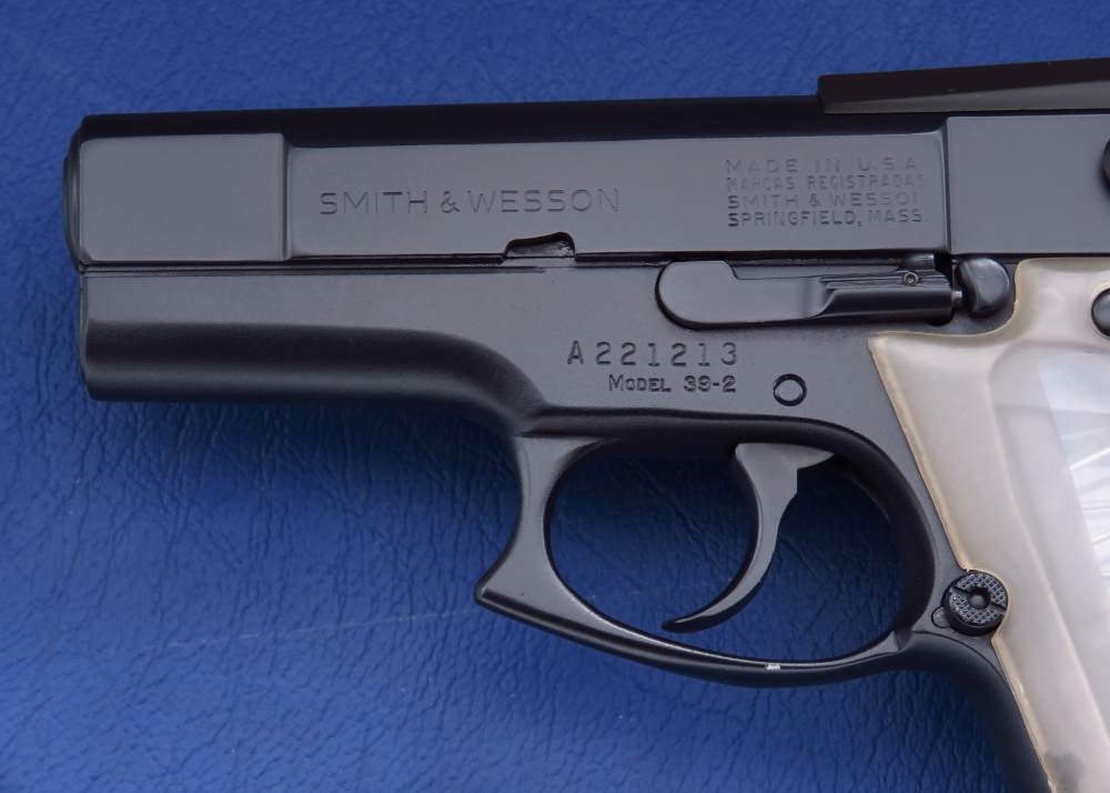 EXTREMELY RARE - New In Box S&W ASP Full House Cold War Famed Service 39-2 -img-10