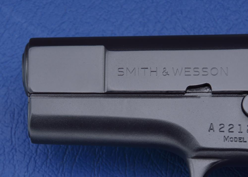 EXTREMELY RARE - New In Box S&W ASP Full House Cold War Famed Service 39-2 -img-12